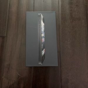 iPhone 5 box